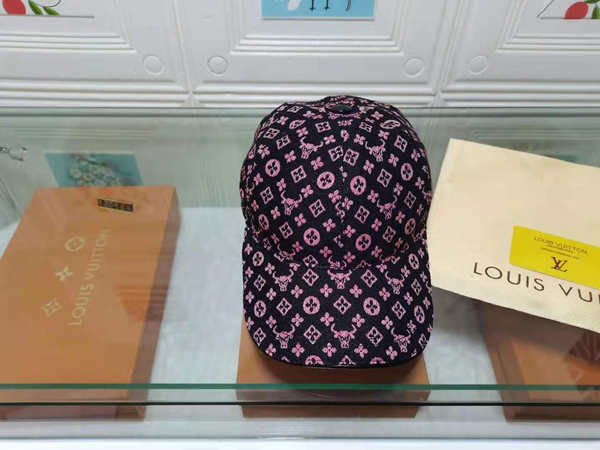 ブランド帽子着用イメージ